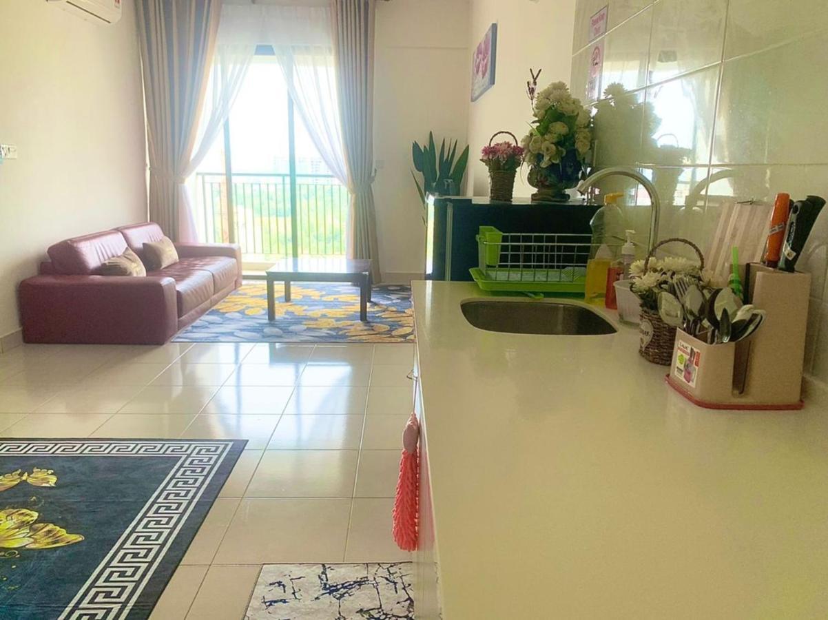 Mmg D'Tiara Homestay Kajang Extérieur photo